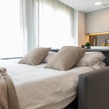 Alidreams Lola Center Апартаменты