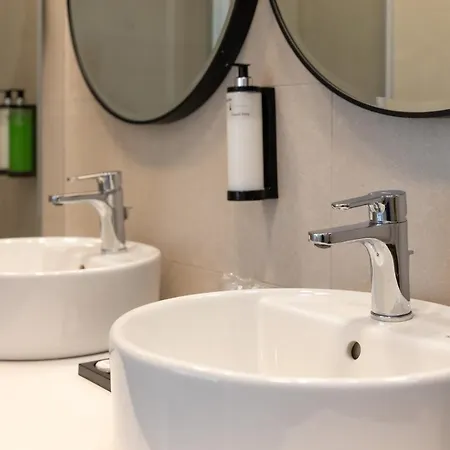 Apartment Alidreams Lola Center *