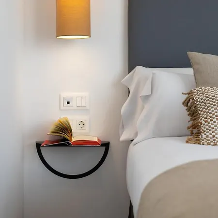 Alidreams Lola Center