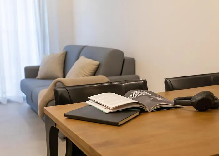 Apartment Alidreams Lola Center