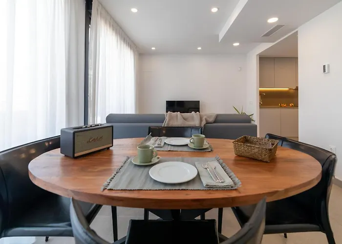 Alidreams Lola Center *